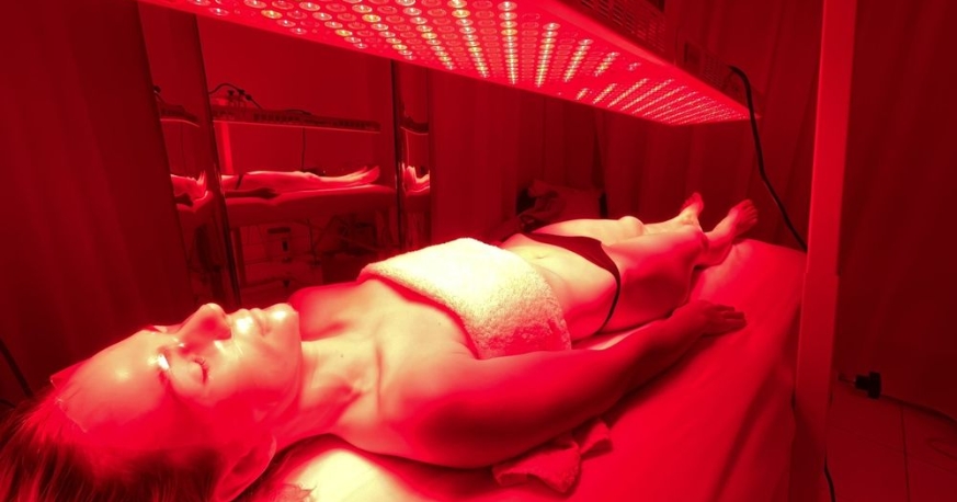 is full body infrared red light therapy safe for everyone